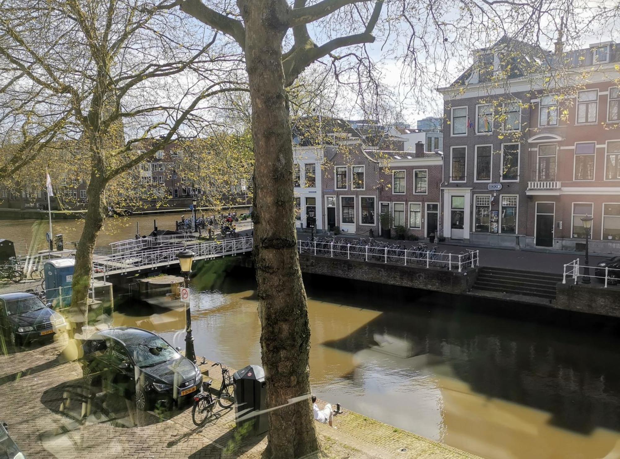 Slapen Aan De Sluis Apartment Utrecht Bagian luar foto